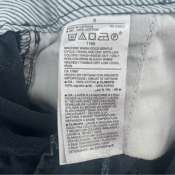 Old Navy Blue White Polka Dot Everyday Chino Shorts Size 8 Women’s - Picture 4 of 5